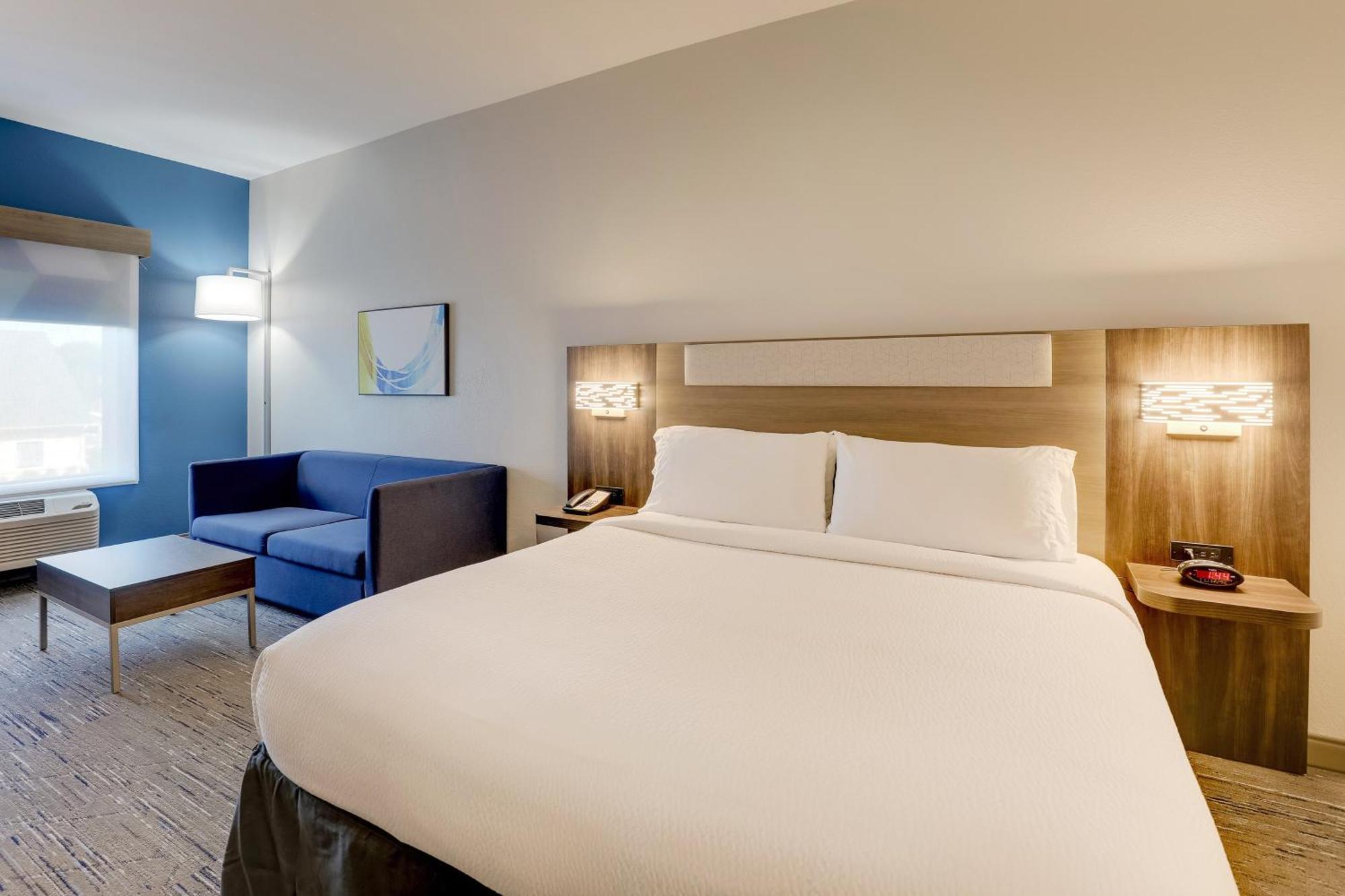 Holiday Inn Express Leland - Wilmington Area By Ihg Esterno foto