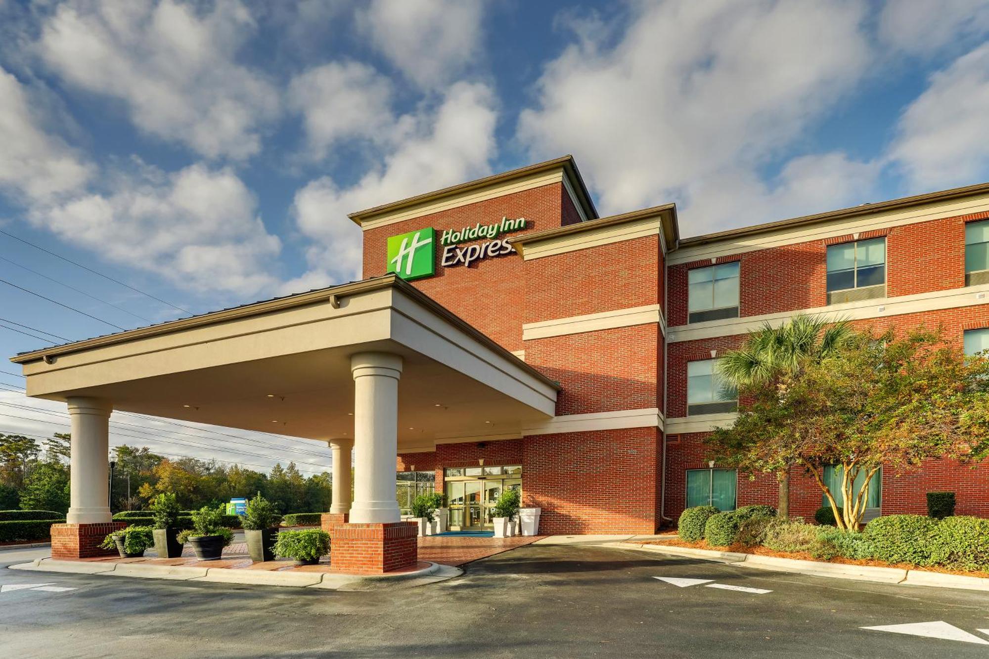 Holiday Inn Express Leland - Wilmington Area, An Ihg Hotel Esterno foto