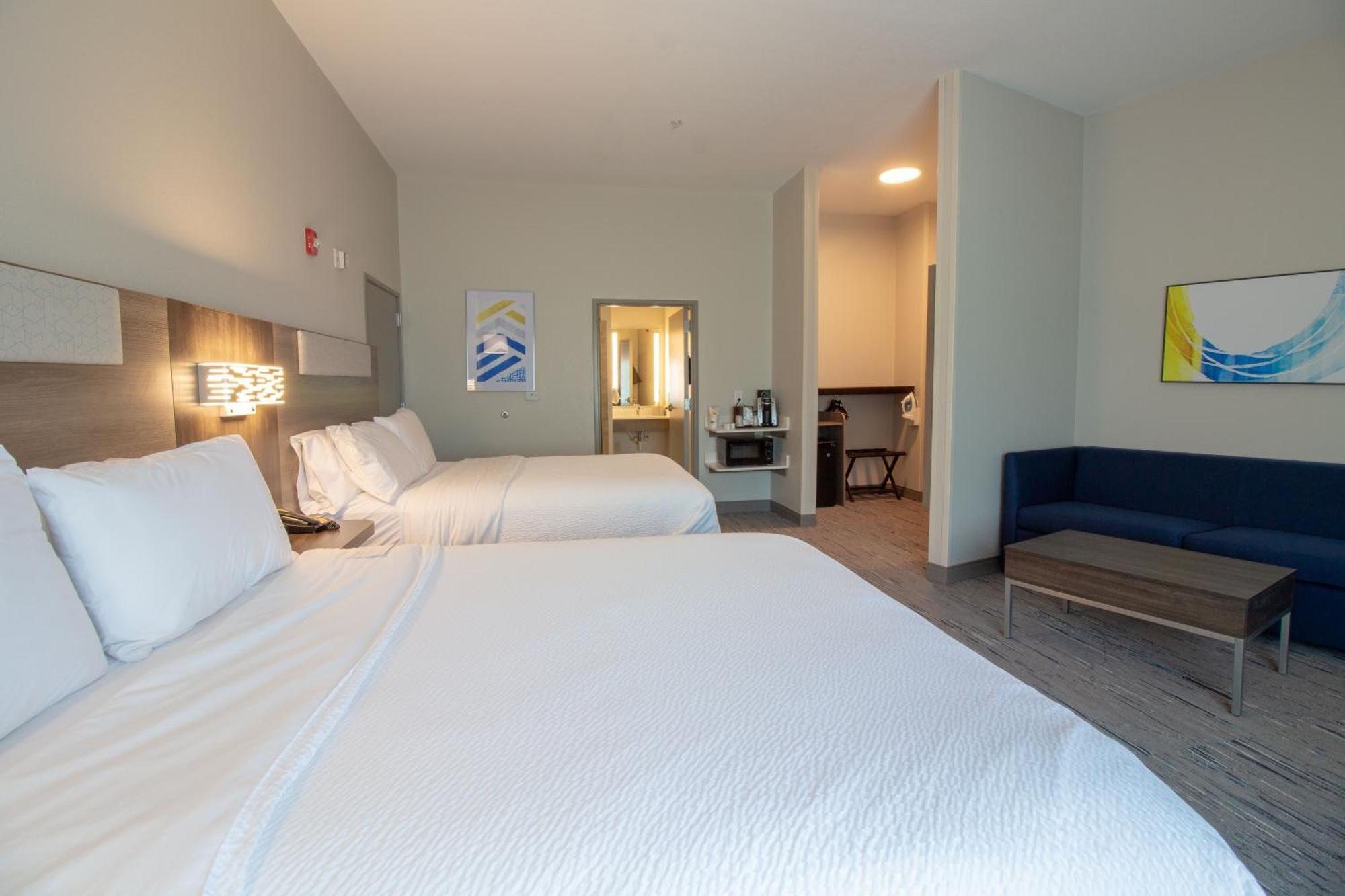 Holiday Inn Express Leland - Wilmington Area By Ihg Esterno foto