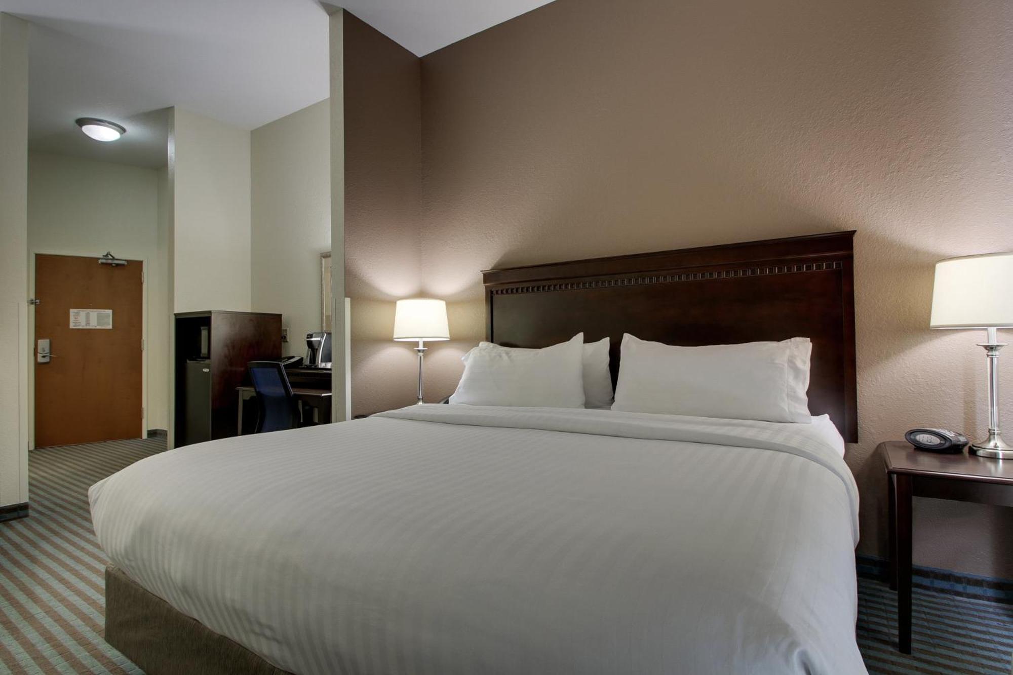 Holiday Inn Express Leland - Wilmington Area By Ihg Esterno foto