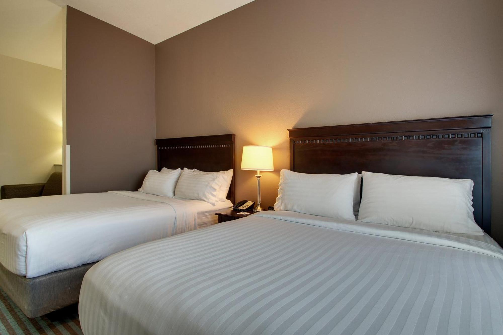 Holiday Inn Express Leland - Wilmington Area By Ihg Esterno foto