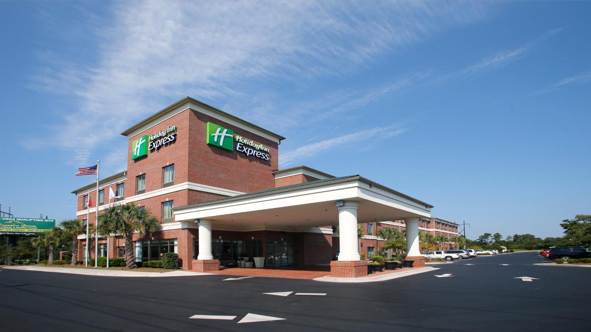 Holiday Inn Express Leland - Wilmington Area By Ihg Esterno foto