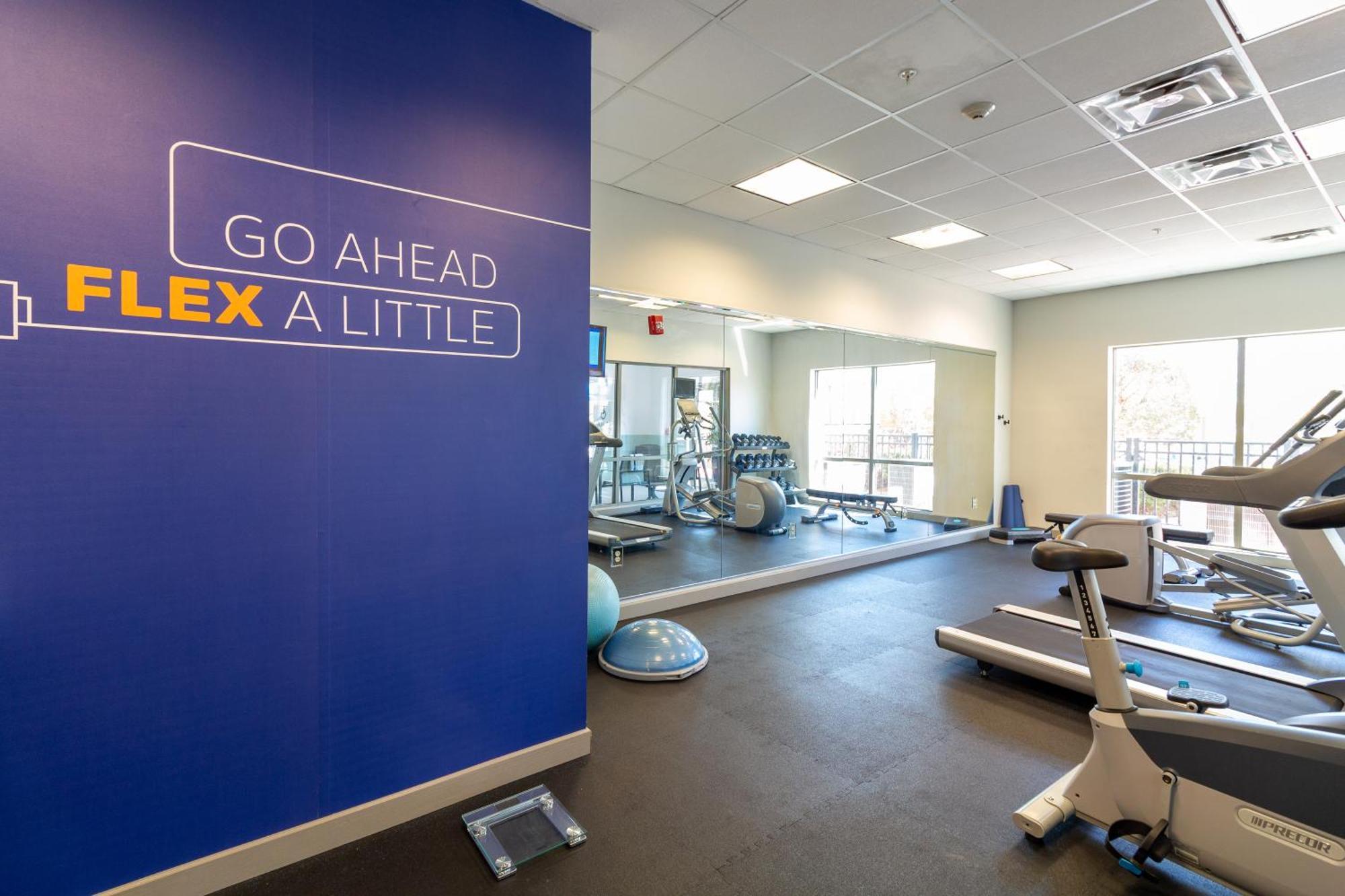 Holiday Inn Express Leland - Wilmington Area By Ihg Esterno foto